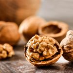 Nuci - Fructe de sezon martie GoVeggie